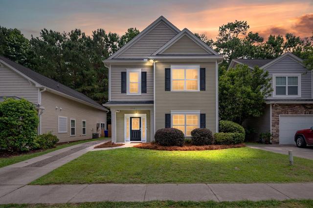 1752 Towne St, Johns Island, SC 29455