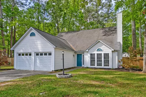 115 Challis Ct, Goose Creek, SC 29445