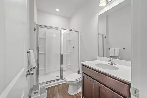 Bath - 557 Abigail St, Moncks Corner, SC 29461 photo 1 of 3