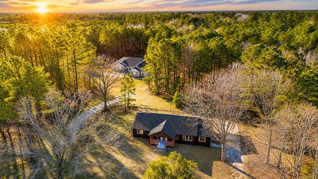 8527 Benjamin Simmons Rd, Hollywood, SC 29449