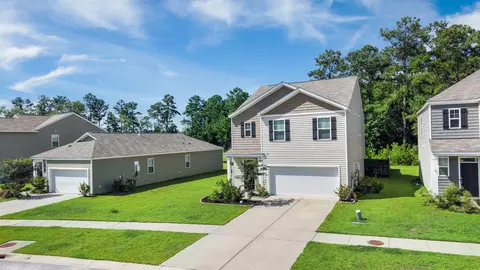 639 Silver Spruce St, Summerville, SC 29486