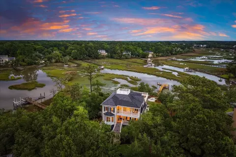 3512 Henrietta Hartford Rd, Mount Pleasant, SC 29466
