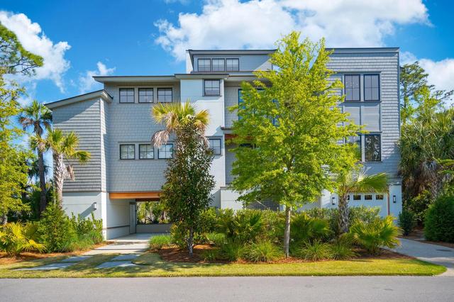 65 Falcon Point Rd, Kiawah Island, SC 29455