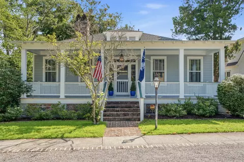328 Bennett St, Mount Pleasant, SC 29464