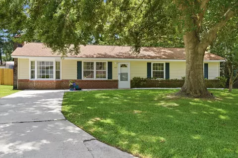 227 Farm Rd, Goose Creek, SC 29445