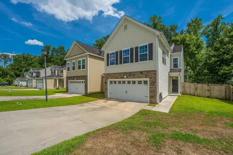 136 Dream St, Summerville, SC 29483