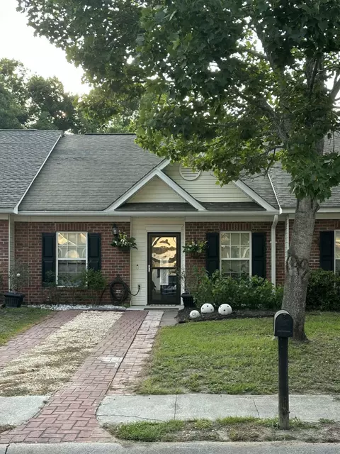 1329 Old Tabby Ln, Mount Pleasant, SC 29464