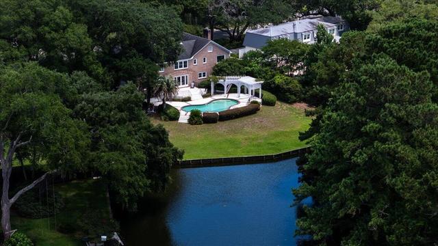 731 Knotty Pine Rd, Charleston, SC 29412
