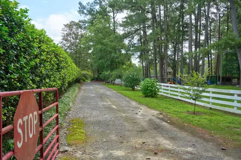 118 Sellars Cir, Summerville, SC 29483
