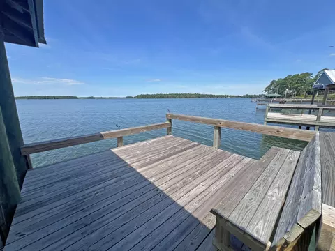 Exterior - 1083 Copperhead Rd, Manning, SC 29102 photo 3 of 9