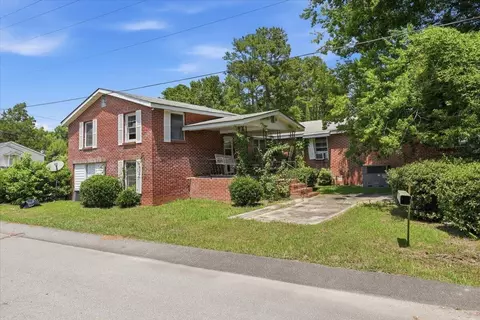 100 Henry St, Bamberg, SC 29003