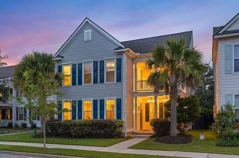 1977 Shadetree Blvd, Johns Island, SC 29455
