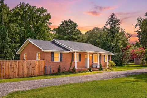 504 W Butternut Rd, Summerville, SC 29483