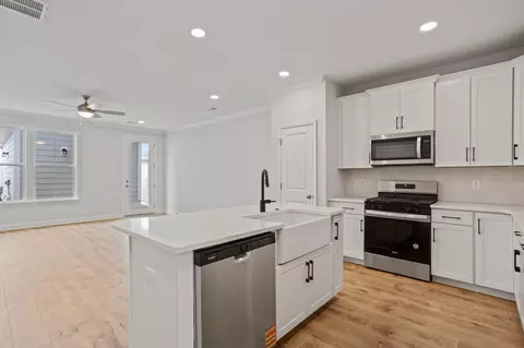 224 Lake Greenwood Blvd, Greenwood, SC 29649