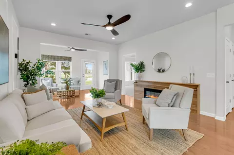 109 Harbor Point Ct, Summerville, SC 29486