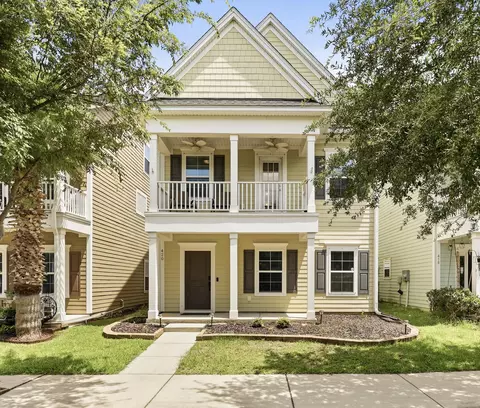 420 Verbena Ave, Summerville, SC 29483