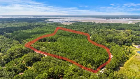 1451 Bears Bluff Rd, Wadmalaw Island, SC 29487
