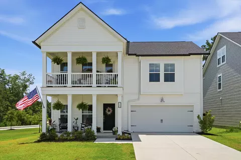 96 Red Bluff St, Summerville, SC 29483