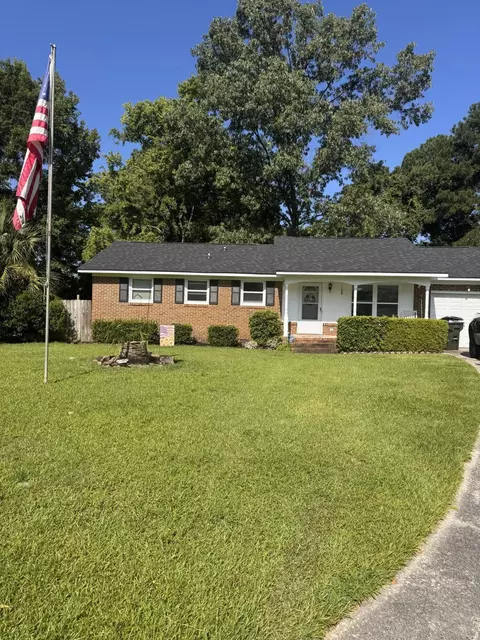108 Stanford Ct, Ladson, SC 29456