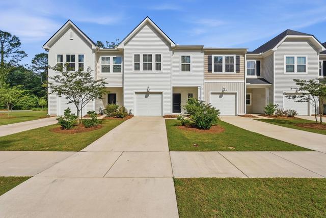 4005 E Associate Dr, North Charleston, SC 29418