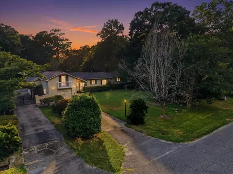 1022 Lepley Rd, Hanahan, SC 29410