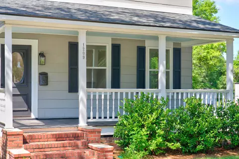 Exterior - 1209 Prince St, Georgetown, SC 29440 photo 2 of 6