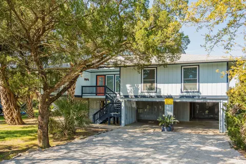 3616 Yacht Club Rd, Edisto Island, SC 29438