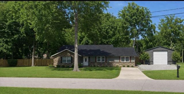 1040 Yorktown Dr, Charleston, SC 29412