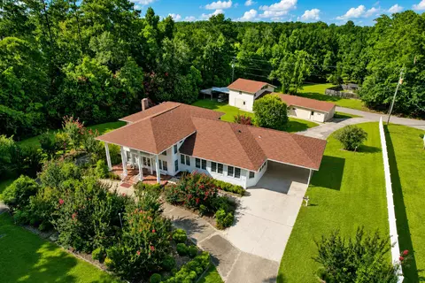 301 W 7th North St, Summerville, SC 29483