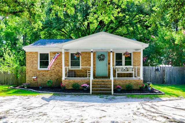 1370 Old Whitesville Rd, Moncks Corner, SC 29461