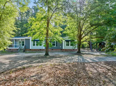 404 Marion Rd, Dorchester, SC 29437