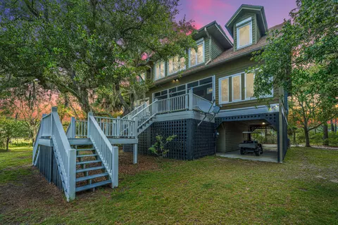 925 Edding Creek Dr, Edisto Island, SC 29438
