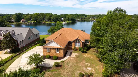 3 Green Lake Dr, Manning, SC 29102