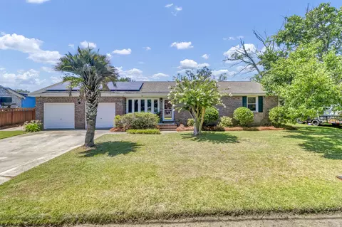 681 Port Cir, Charleston, SC 29412