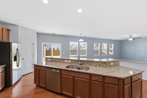 Kitchen - 632 Silver Moss Dr, Moncks Corner, SC 29461 photo 3 of 3