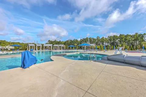 Exterior - 413 Cedarview Rd, Summerville, SC 29486 photo 2 of 14
