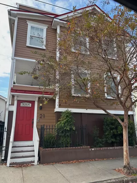 21 Aiken St, Charleston, SC 29403
