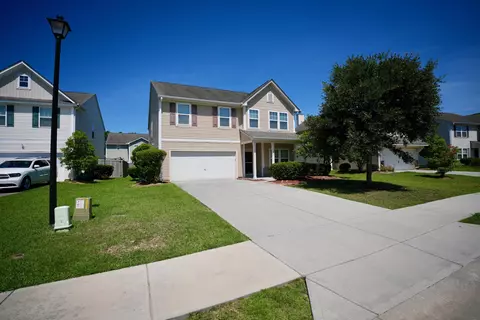 Exterior - 407 Thoroughbred Dr, Moncks Corner, SC 29461 photo 2 of 5