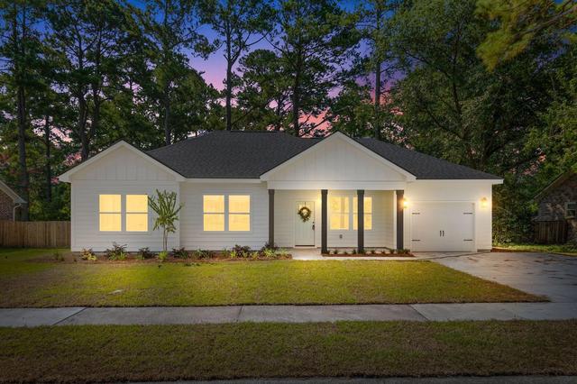 122 Bramwell Dr, Summerville, SC 29485