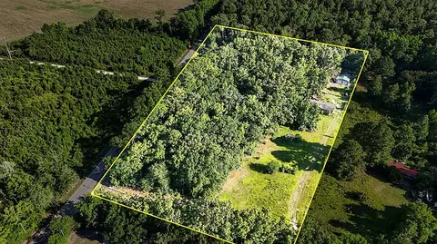 67 Freeman Ln, Round O, SC 29474