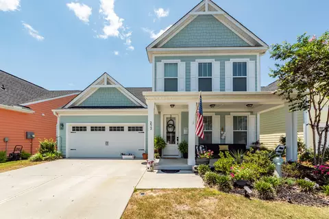 232 Summer Tanager Dr, Ravenel, SC 29470