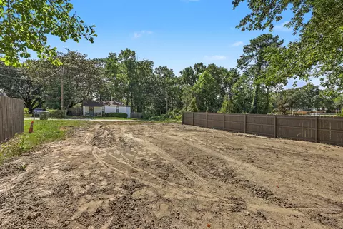 5818 Knight St, Hanahan, SC 29410