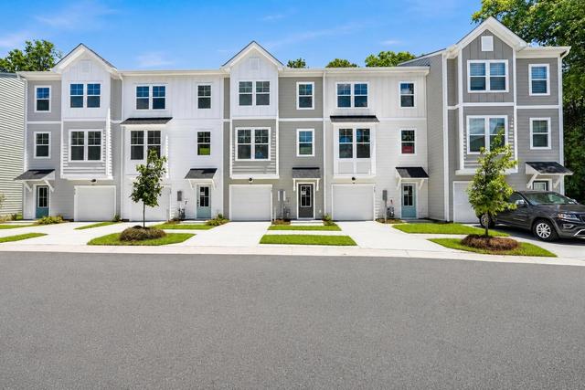 465 Caledon Ct, Johns Island, SC 29455