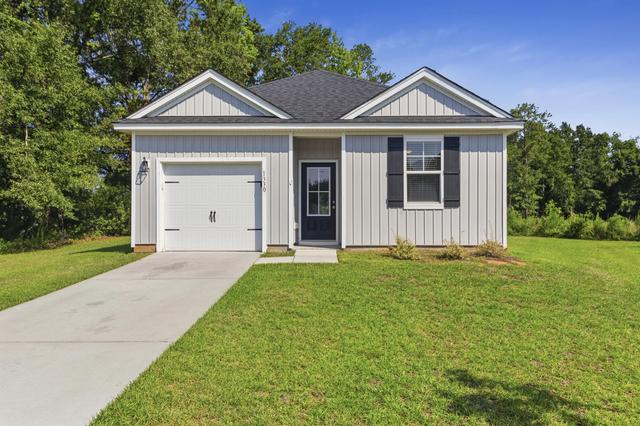 1330 Warrens Way, Manning, SC 29102