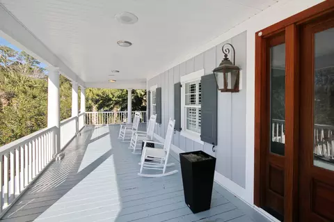 Exterior - 2425 S Bay St, Georgetown, SC 29440 photo 2 of 11