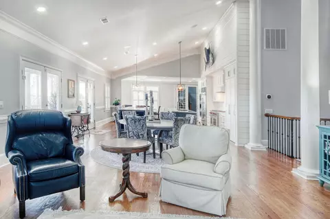 Living - 2425 S Bay St, Georgetown, SC 29440 photo 3 of 4