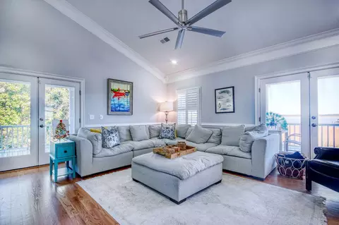 Living - 2425 S Bay St, Georgetown, SC 29440 photo 1 of 4