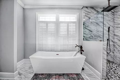Bath - 2425 S Bay St, Georgetown, SC 29440 photo 6 of 9