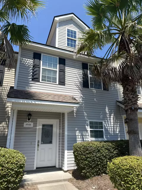 4946 Date Palm Dr, North Charleston, SC 29418