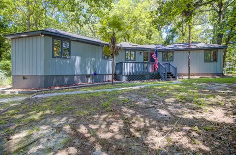 114 Poplar Cir, Summerville, SC 29483